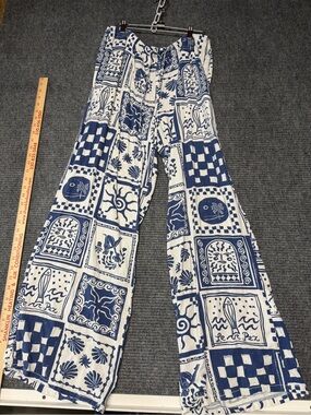 Blue & White Patterned Wide-Leg Pants beachy costal
